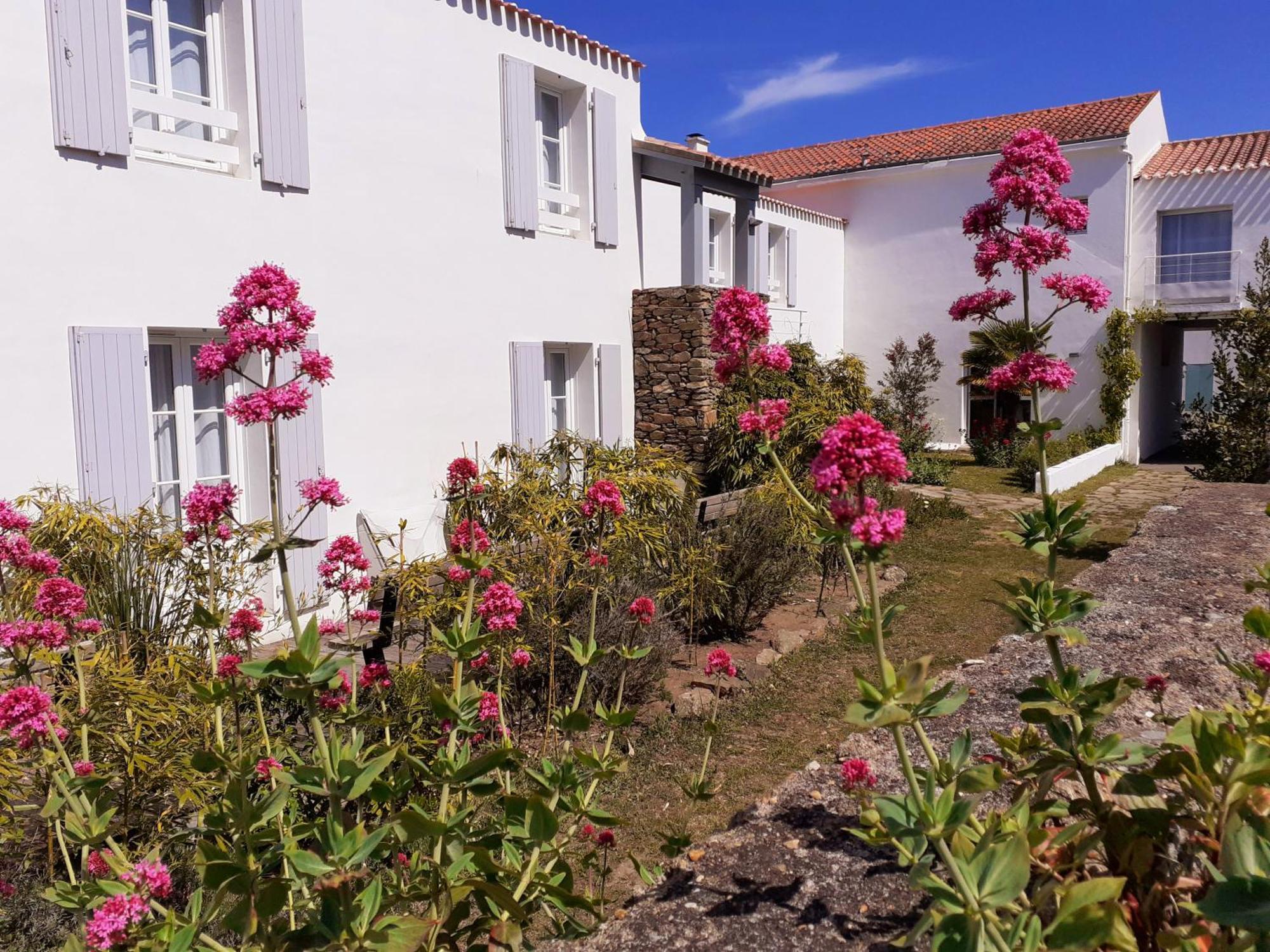 Hotel L'Escale A L'Ile D'Yeu Bagian luar foto